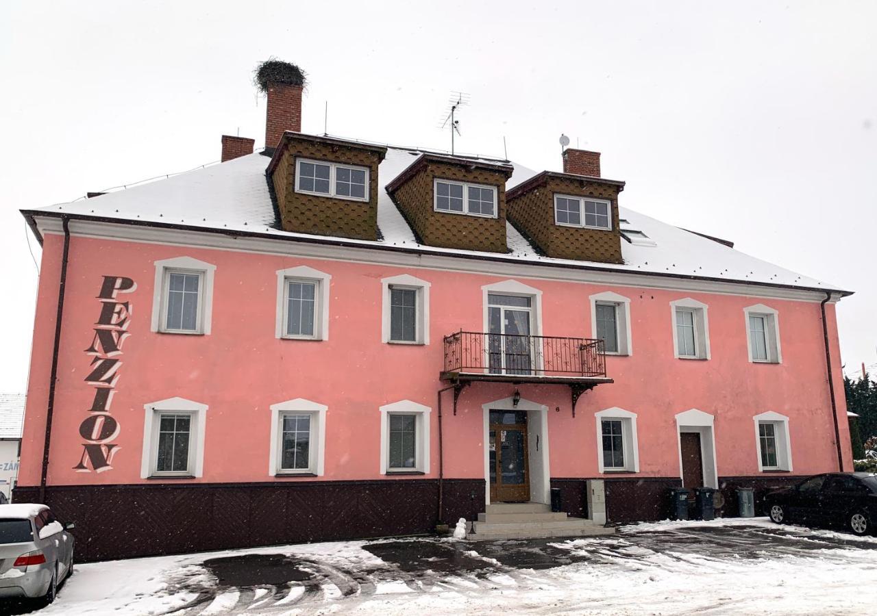 Penzion Mlynicky Dvur Červená Voda Exterior foto